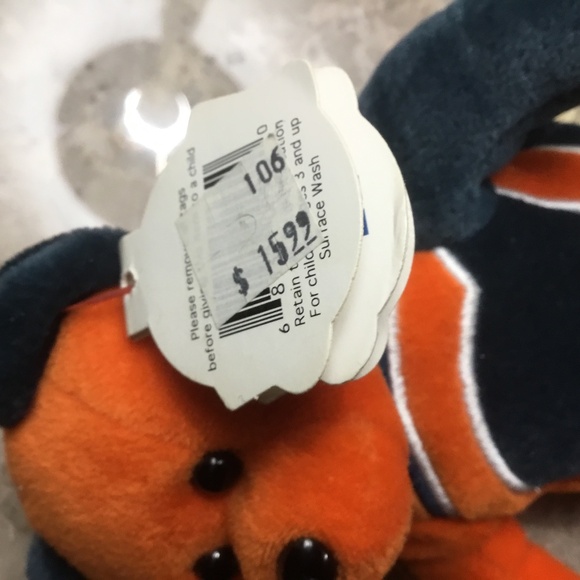 NFL Chicago Beanie Bear (Team Pigskin Bears) - Picture 6 of 6